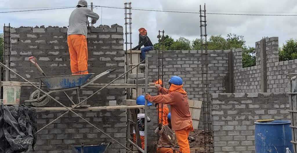Proyectos 11. levantamiento de muros ladrilos